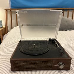 Skevono Record Player