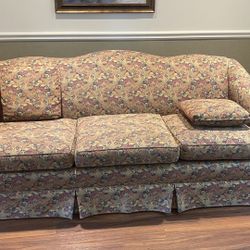 Coach, 4 Chairs And 2 Corner Tables