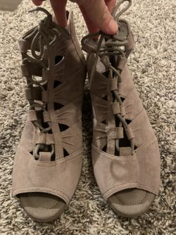 Earth NEW Kristen Lace up, cut out ankle, strap leather sandals, size 9D