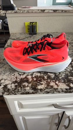 Brooks Hyperion Max 3