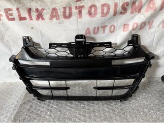 2018-2019-2020 HONDA ACCORD LOWER FRONT GRILLE  OEM