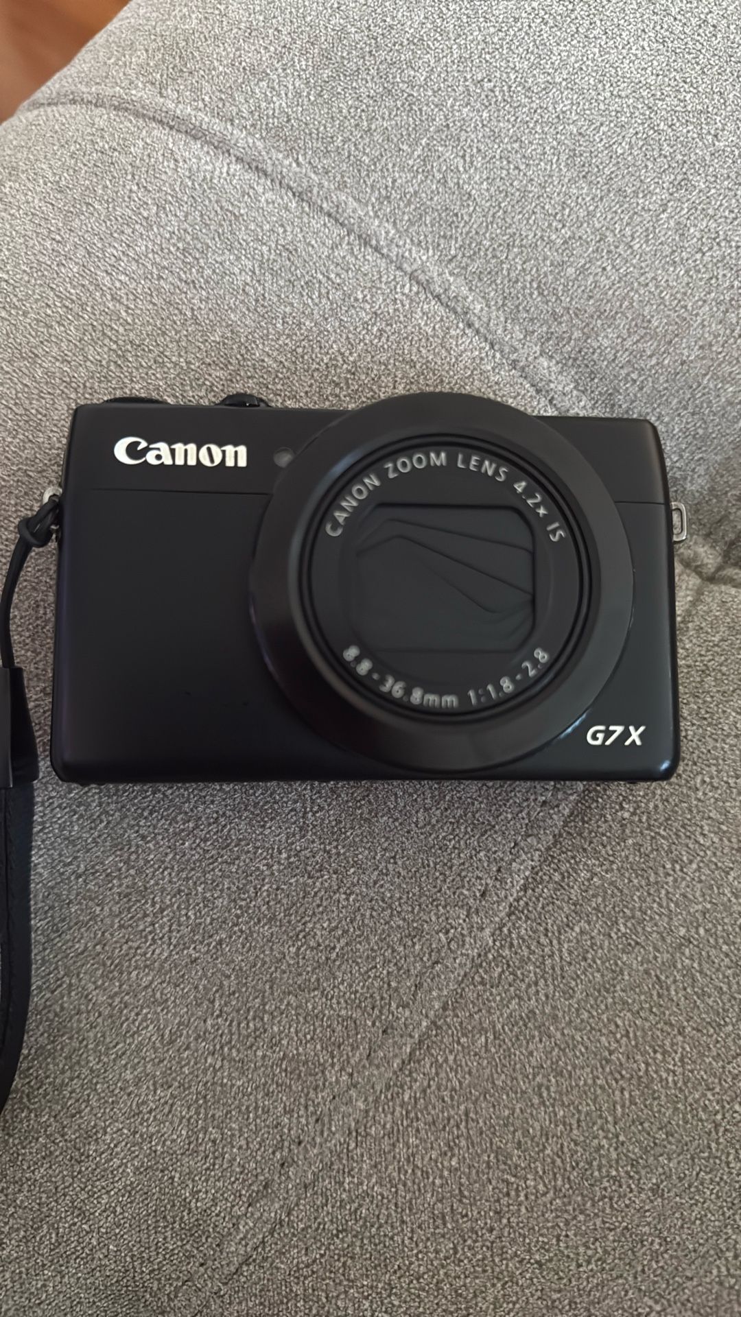 Canon G7X Like New