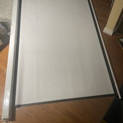 Projector Screen