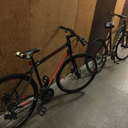 2 Bicycles. SCHWINN & GIANT. Condition Good With Some Flaws