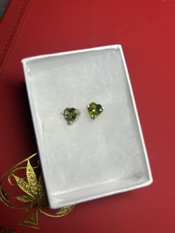 Silver Green Heart Earrings 