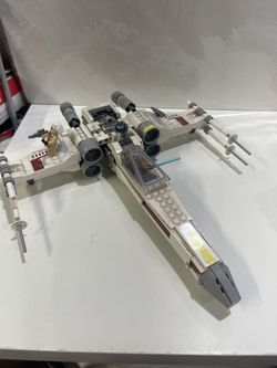 LEGO STAR WARS WITH MINI FIGURES