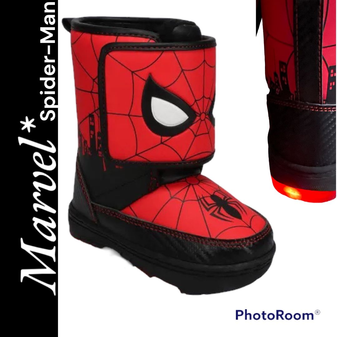 Marvel Spiderman Light Up Winter snow Boots Size 9 toddler boys kids rain