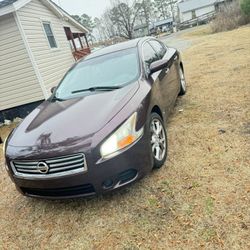 Nissan Maxima