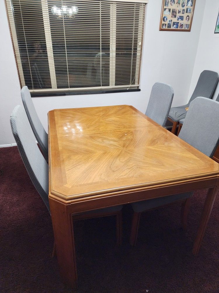 Dining room Set With 6 Chairs for Sale in New Prt Rchy, FL OfferUp
