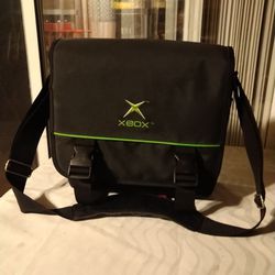 XBOX COMPUTER GAME CARRIER