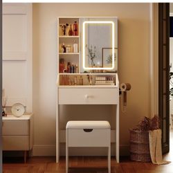 Small Vanity Brand New Sealed In Box 