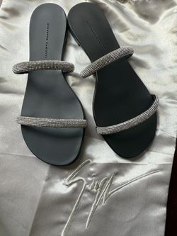 Giuseppe Zanotti 10MM Leather Double Strap Sandals Black, Talla 6B/36EU, Nuevas en Caja