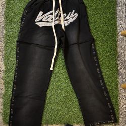 Valley Oversized Pants Size Medium 