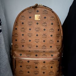 Mcm backpack ( Medium )