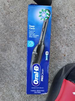 Oral-B Pro Clean Deep Clean Power Toothbrush