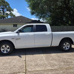 2021 Dodge Ram 1500 Clasic Titulo Azul