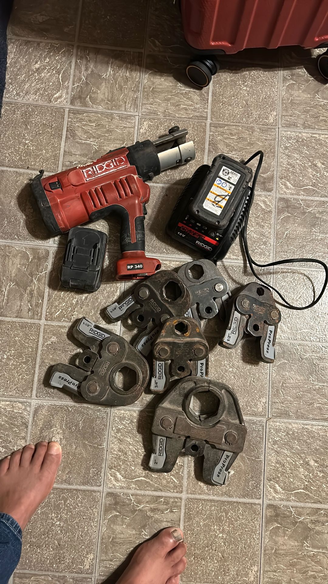 Ridge Pro Press And Jaws