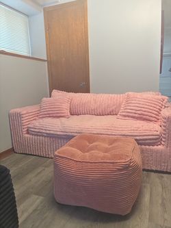 Moving sale
