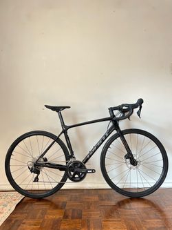 2022 Giant TCR Advanced 2 | Carbon | Medium / 54CM | Road Bike