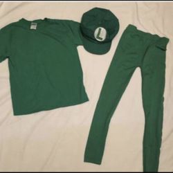 Girl’s Luigi Green Costume Size L Shirt One Size Fits Most Leggings And Hat