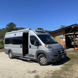 2019 Roadtrek Simplicity