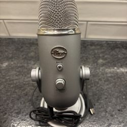 Blue Microphone - Yeti Silver: Studio USB Condenser For PC