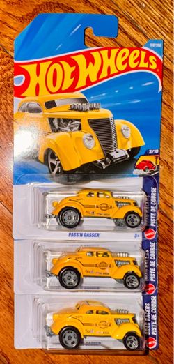 Hot Wheels Pass'N Gasser 3-Pack