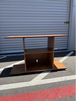 Modern Low Bookshelf / Multi-Level Storage Shelf / Display Unit