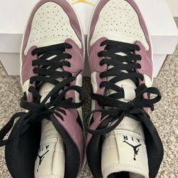 WMNS Air Jordan 1 Mid SE, DC7267 500, size 11
