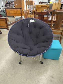 Circle Lounge Chair