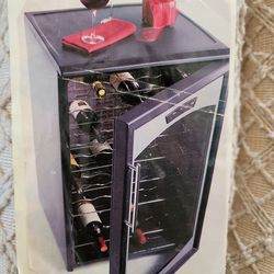 Wine Cooler (32 bottle?)