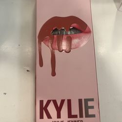 Kylie Lip Kit 