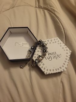 Bon Voyage Charm Bracelet Black And White Brand New