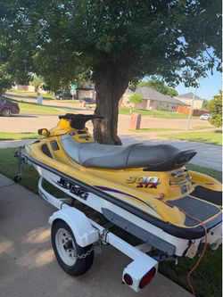 Jet sky