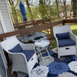 5 Piece Wicker Outdoor Chat Set **NEW** Hampton Bay