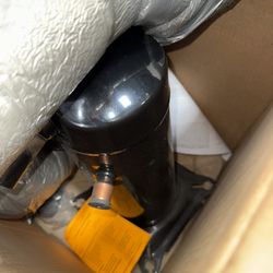 BRAND NEW 2.5 TON EMERSON SCROLL COMORESSOR