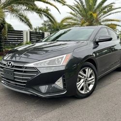 Hyundai Elantra 2020