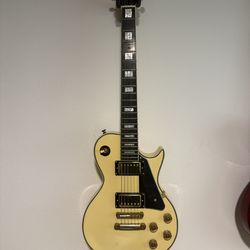 Sawtooth Heritage Guitar W/ Hard Case & Leather Gigstrap