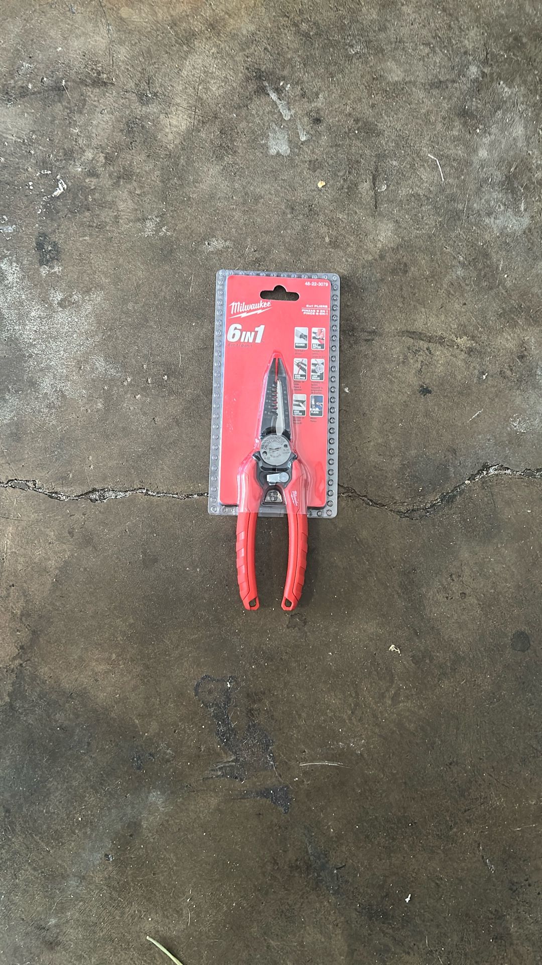 Milwaukee 6 In 1 Pliers