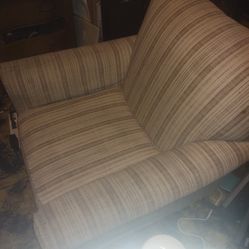 Ashley Sitting Living Room Chair