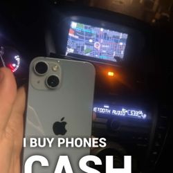 iPhone 12 64GB UNLOCKED