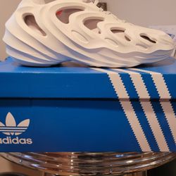 Adidas Adifom Q Size9