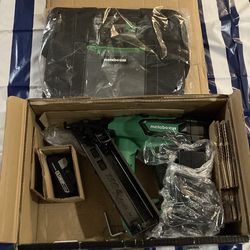 Metabo HPT 18V Cordless 15-Gauge Angled Finish Nailer Kit – New