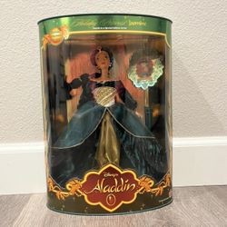 Disney Aladdin Princess Jasmin Holiday Doll. 