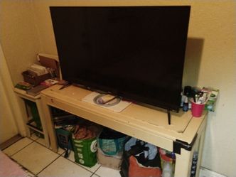 50" roku smart TV