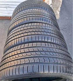 255/55-20 Pirelli con el 80% de vida