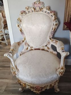 Italian chair