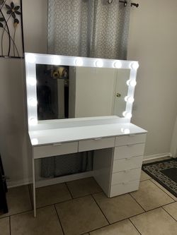 Vanity For $290