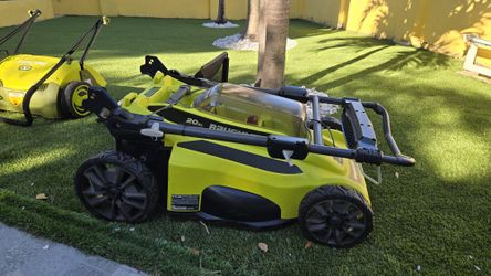 Ryobi 40V HP Brushless Cordless Lawnmower