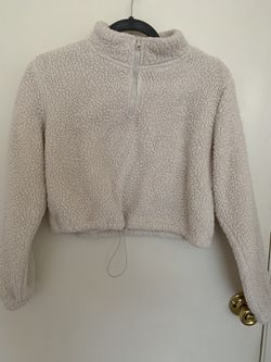 Crop sweater